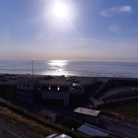 Appartement Face A La Mer Woignarue Extérieur photo