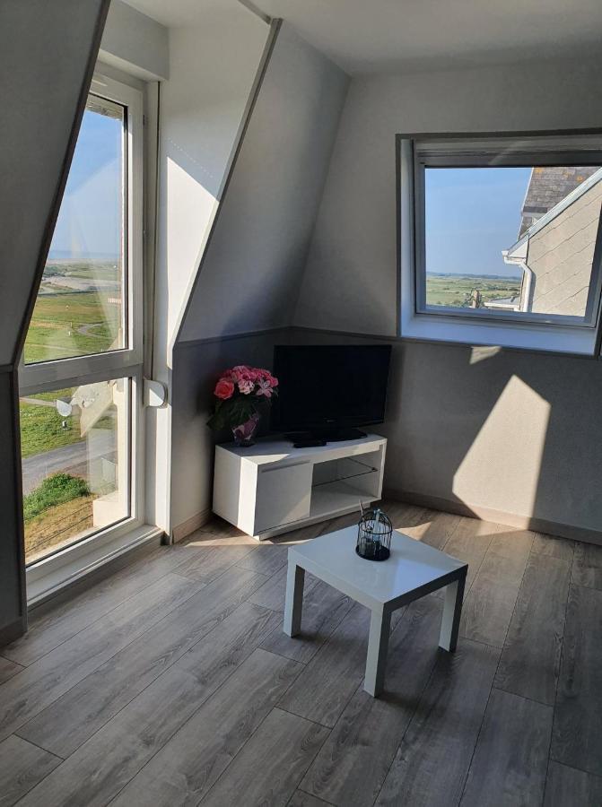 Appartement Face A La Mer Woignarue Extérieur photo