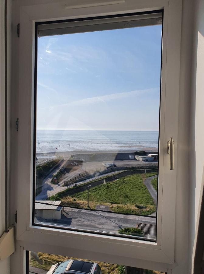 Appartement Face A La Mer Woignarue Extérieur photo